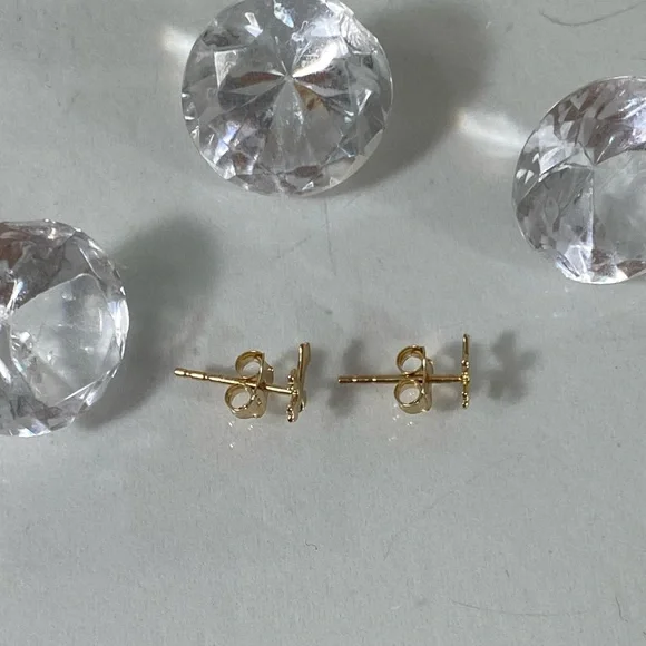 14K YELLOW GOLD cross crucifix studs ✝️ MADE IN TURKEY - Picture 6 of 15